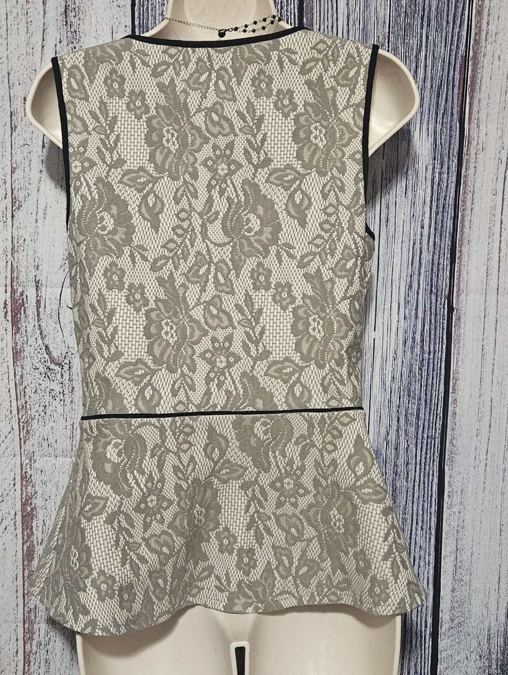 Weston wear Taupe/blk lace peplum tank (Final Price) - Picture 4 of 4
